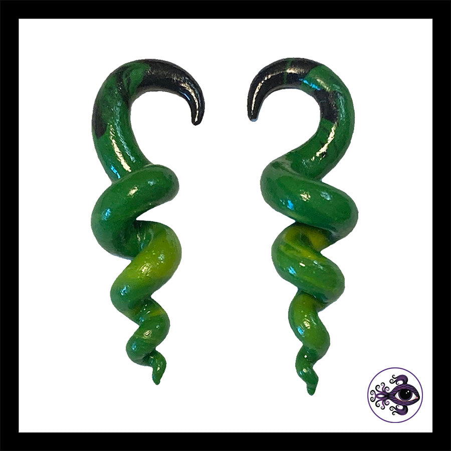 Spiral - Corkscrew - 4g 5mm Green & Black - Handmade Clay Gauge Earrings
