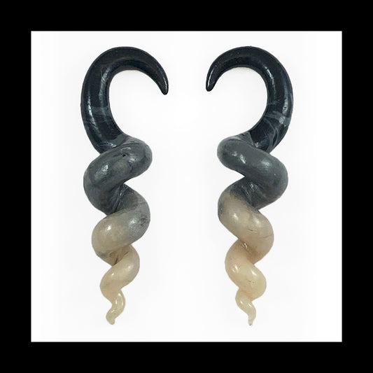 Spiral - Corkscrew - 4g 5mm Gray & Black - Handmade Clay Gauge Earrings