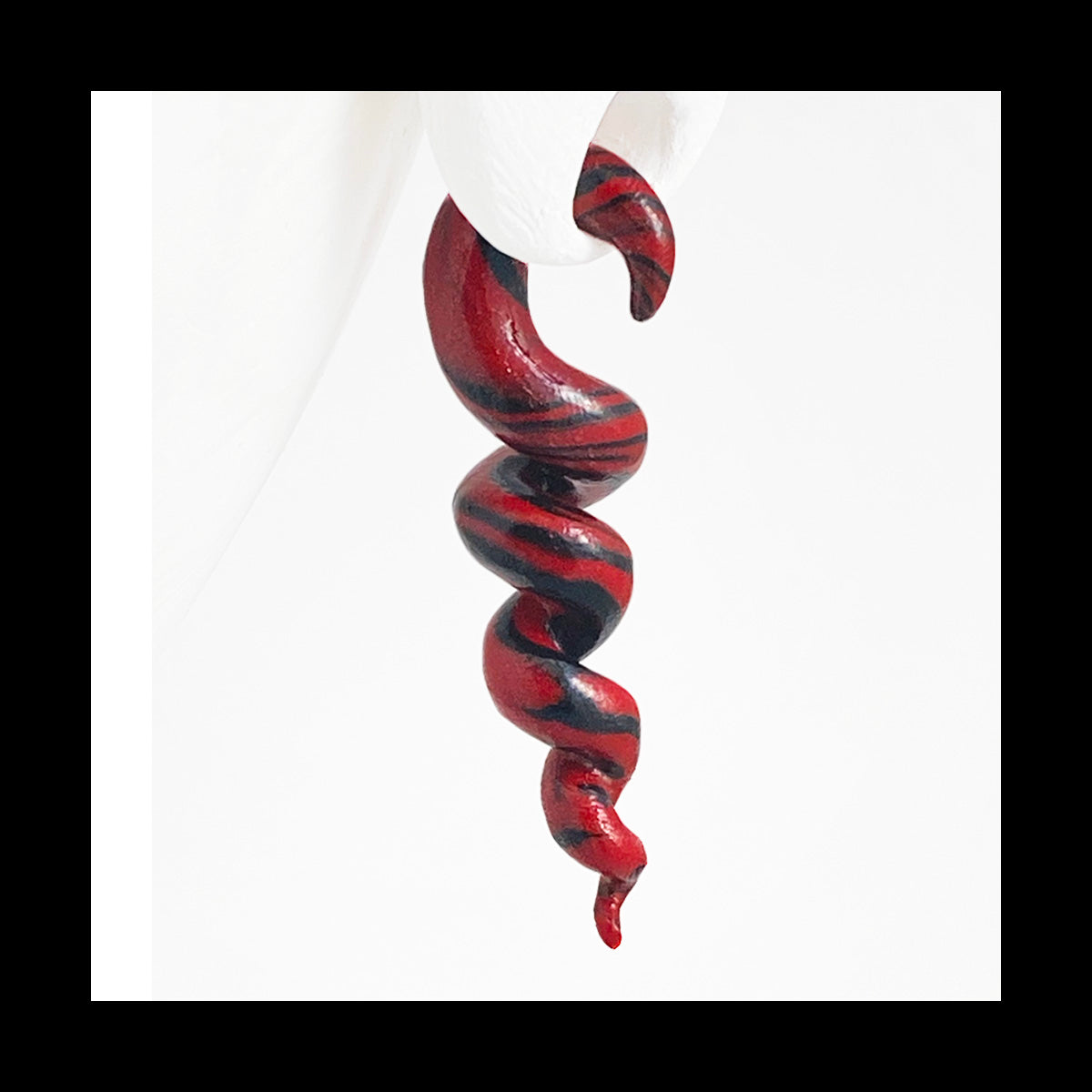 Spiral - Corkscrew - 4g 5mm Red & Black - Handmade Clay Gauge Earrings